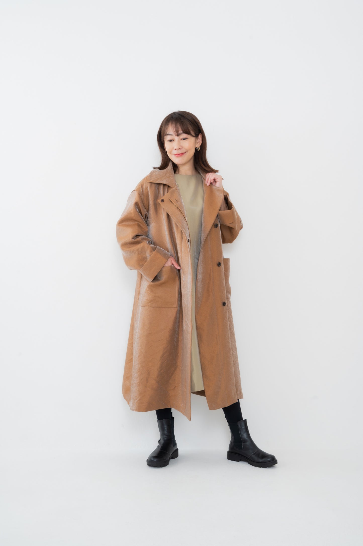 AA-C2517|比翼仕立てのラップコート